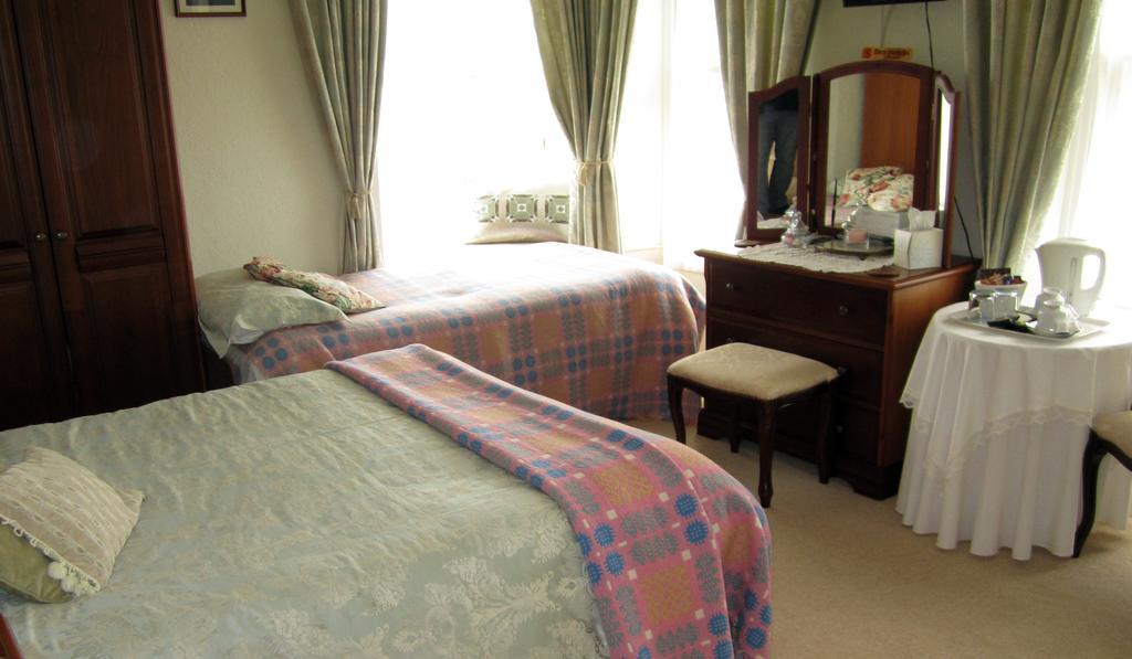 Beechwood House Bed and Breakfast New Quay  Buitenkant foto